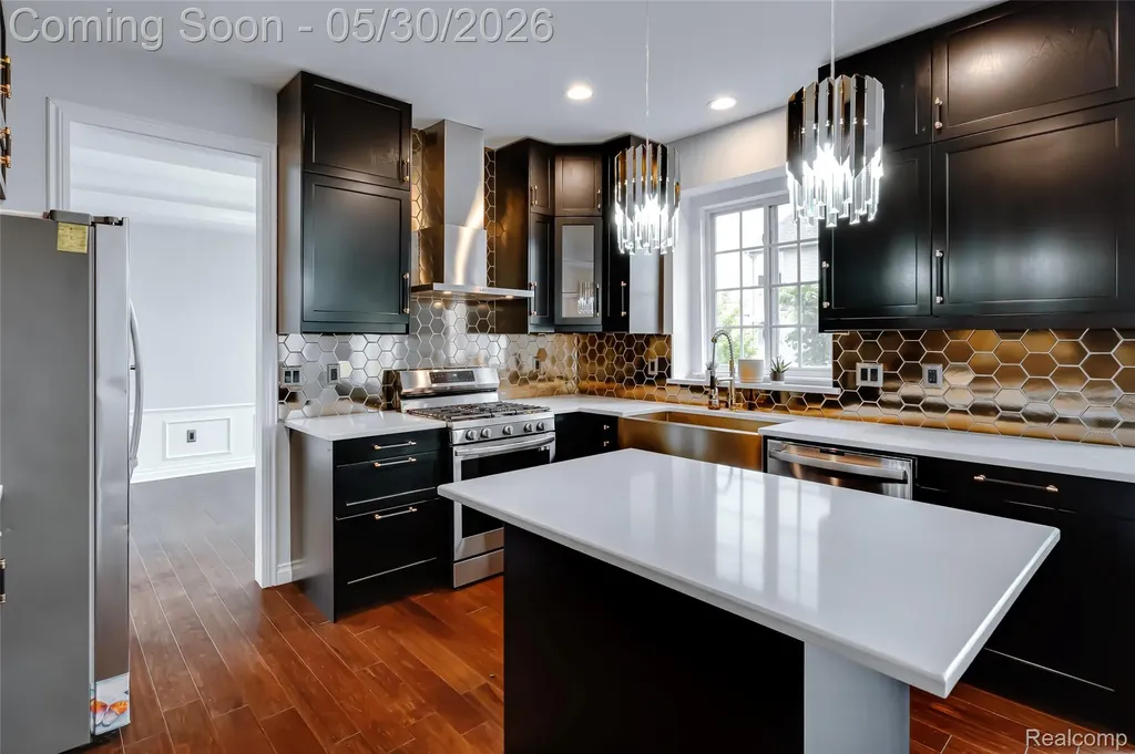 6330 Sadie Lane Van Buren Charter Township MI 48111