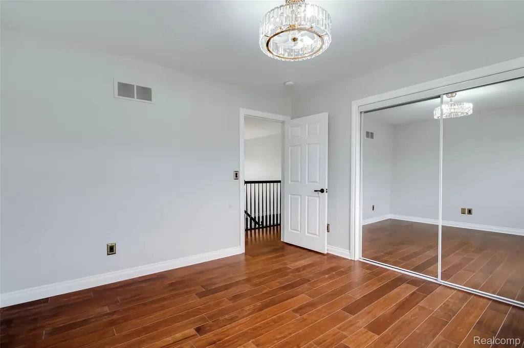 6330 Sadie Lane Van Buren Charter Township MI 48111