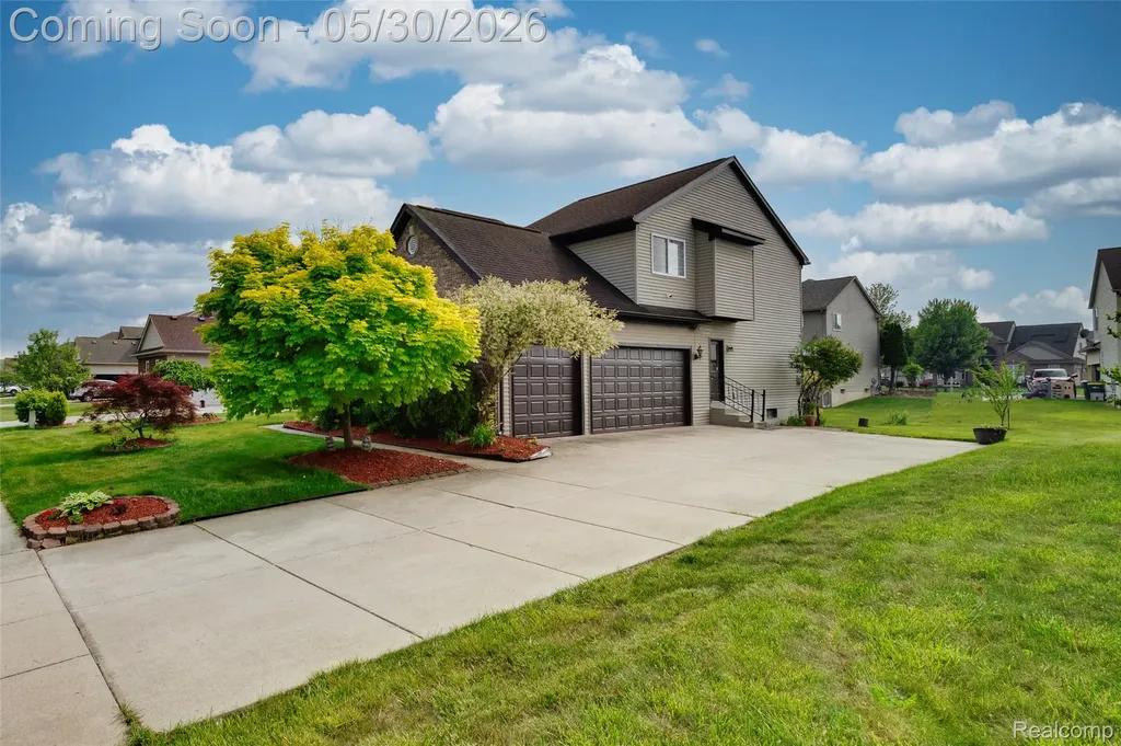 6330 Sadie Lane Van Buren Charter Township MI 48111