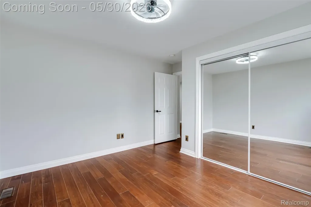 6330 Sadie Lane Van Buren Charter Township MI 48111