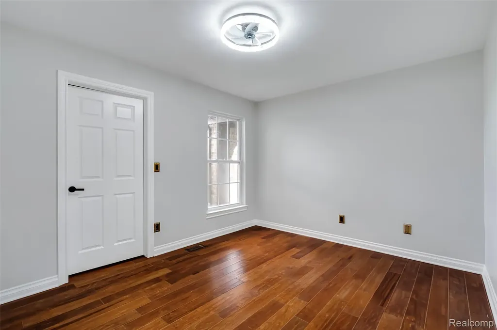 6330 Sadie Lane Van Buren Charter Township MI 48111