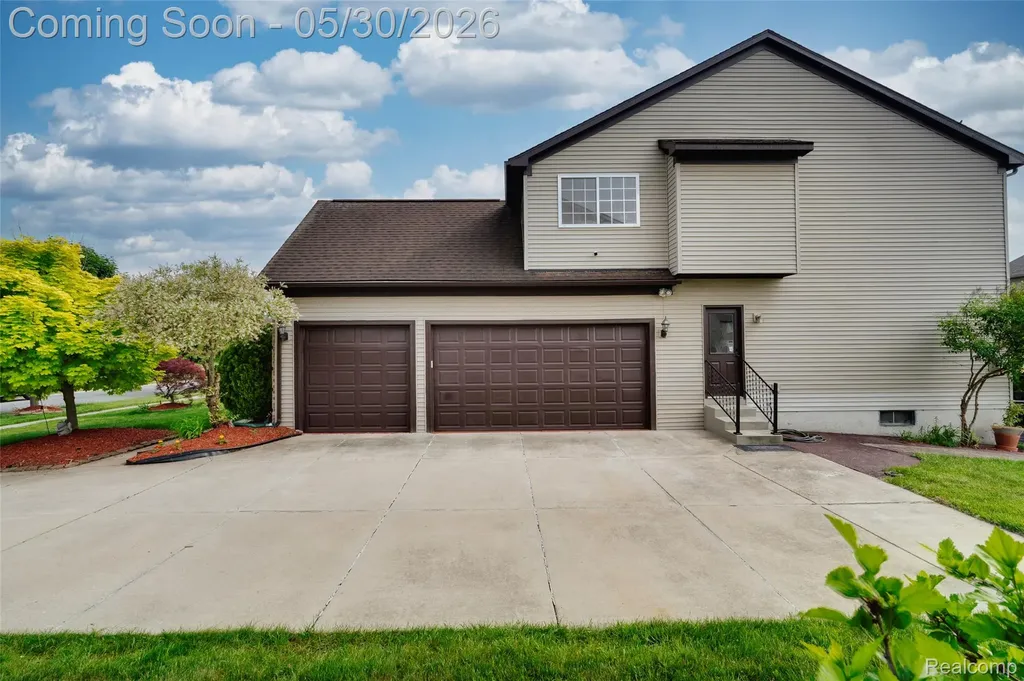 6330 Sadie Lane Van Buren Charter Township MI 48111