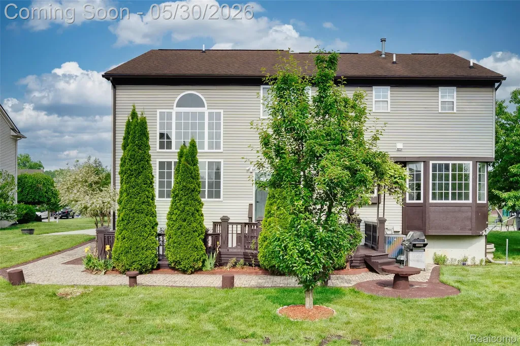 6330 Sadie Lane Van Buren Charter Township MI 48111