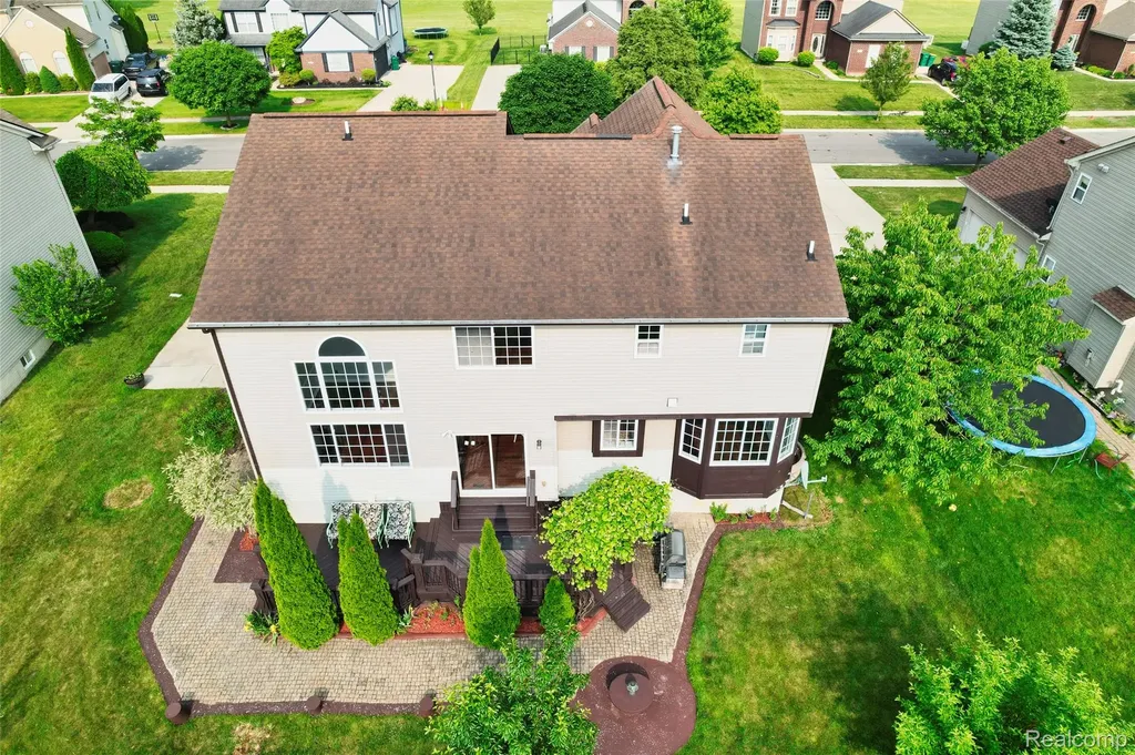 6330 Sadie Lane Van Buren Charter Township MI 48111