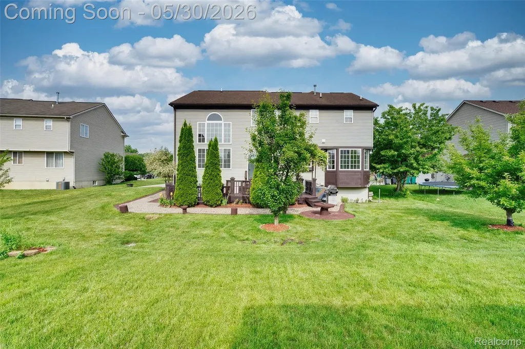 6330 Sadie Lane Van Buren Charter Township MI 48111