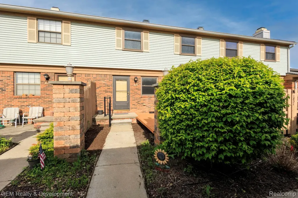 1831 N Arbor Way Drive Canton Charter Township MI 48188
