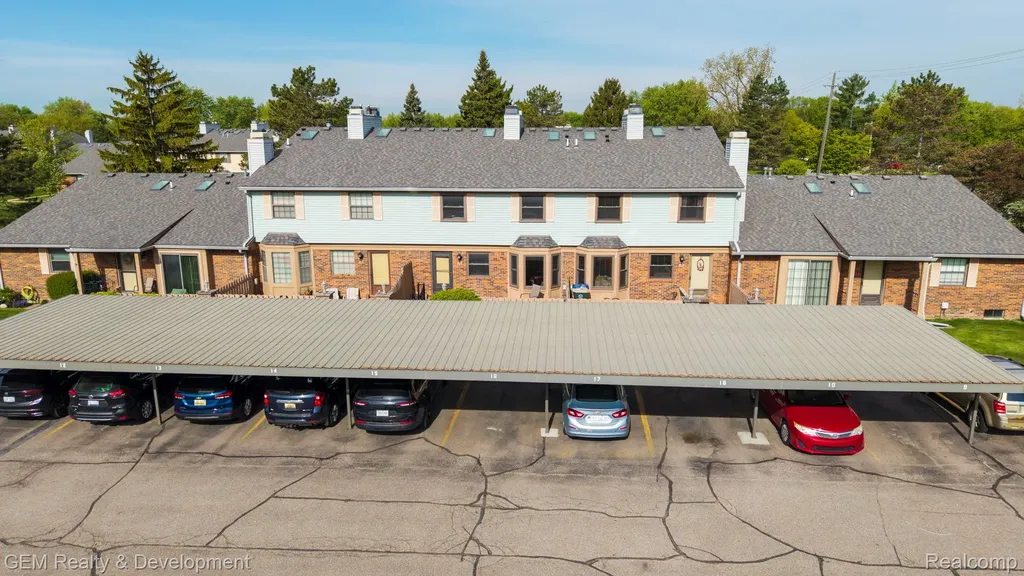 1831 N Arbor Way Drive Canton Charter Township MI 48188