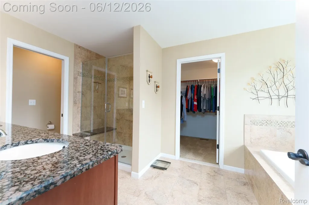 24455 Glenwood Drive Lyon Charter Township MI 48178