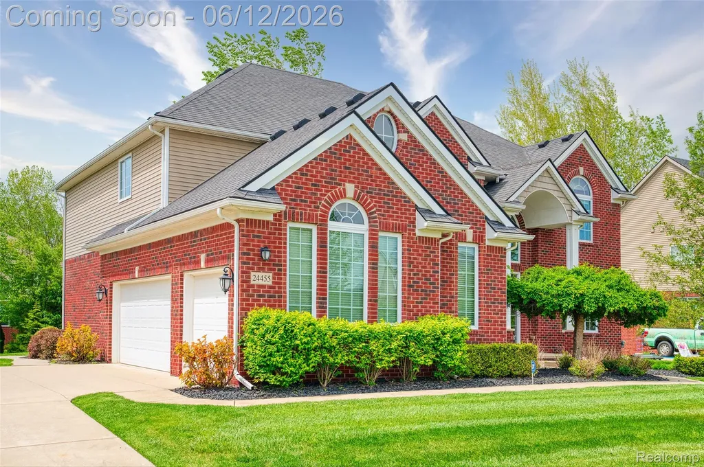 24455 Glenwood Drive Lyon Charter Township MI 48178