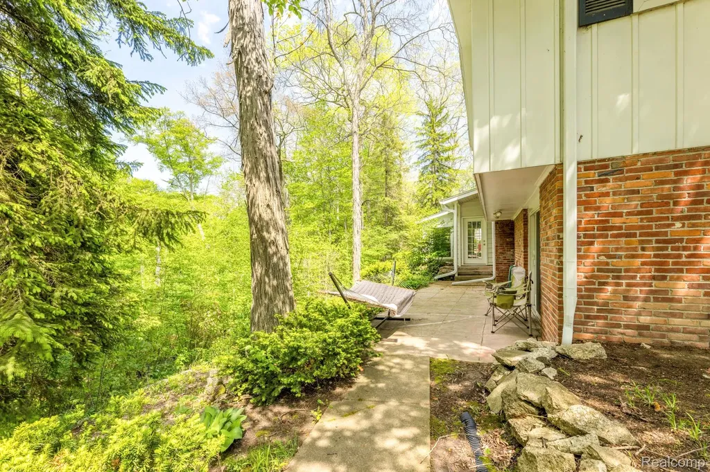 3560 North Road Clyde Township MI 48049