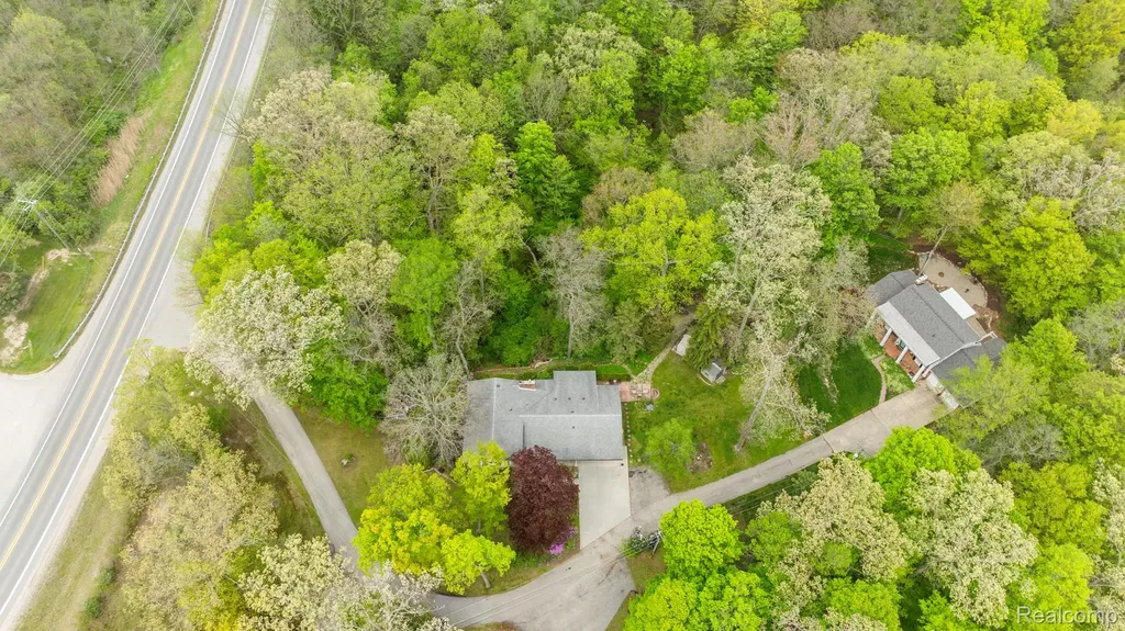 3560 North Road Clyde Township MI 48049
