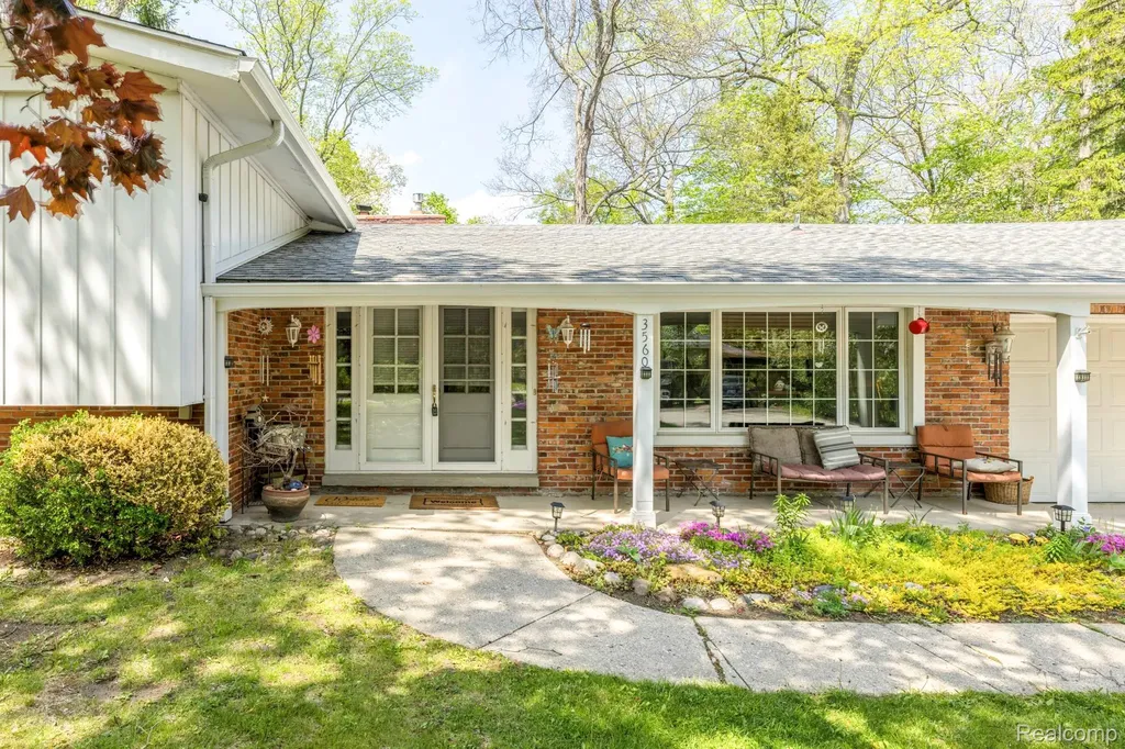 3560 North Road Clyde Township MI 48049