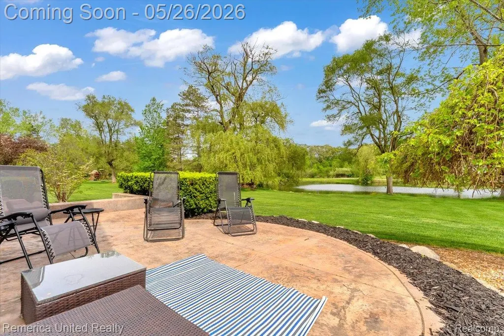 9422 Deer Creek Court Brighton Township MI 48114