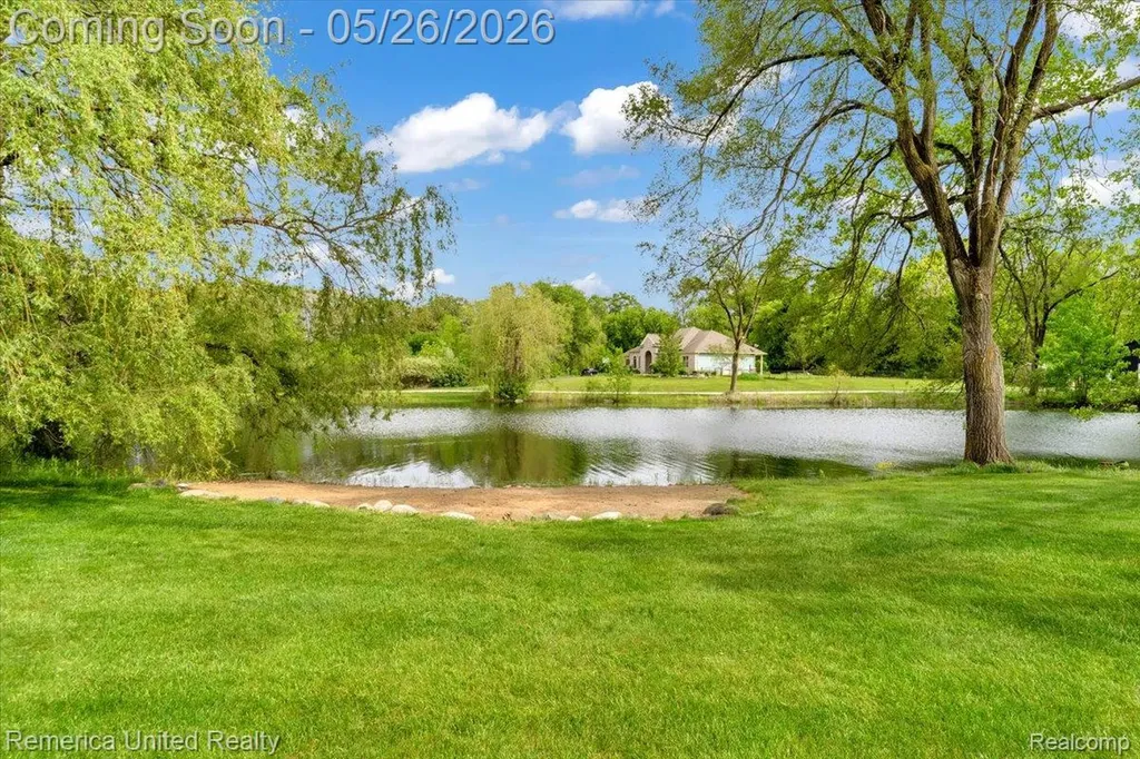 9422 Deer Creek Court Brighton Township MI 48114