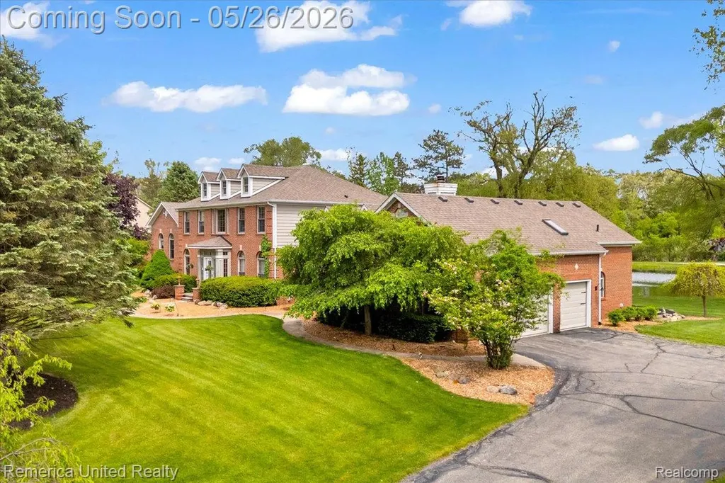9422 Deer Creek Court Brighton Township MI 48114