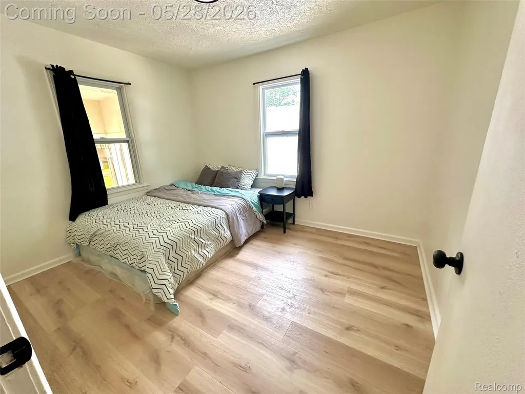 2349 W Ellery Avenue E Waterford Charter Township MI 48327