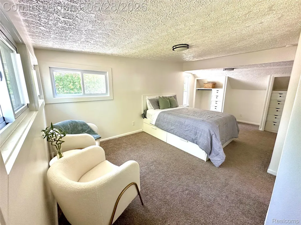 2349 W Ellery Avenue E Waterford Charter Township MI 48327