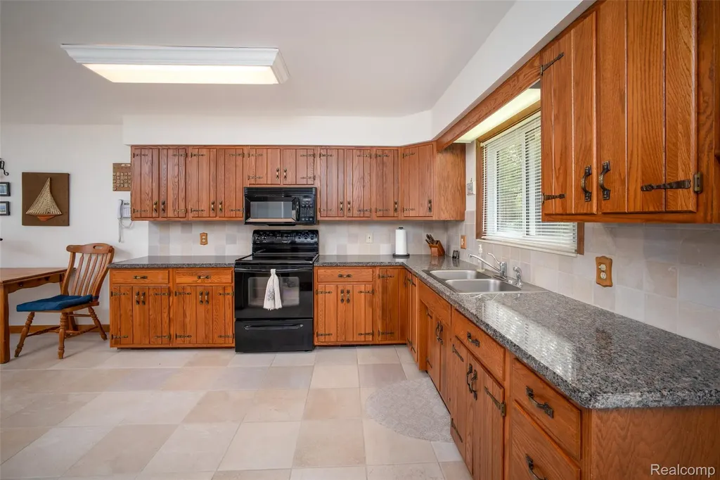 6240 Lakeshore Road N Delaware Township MI 48465