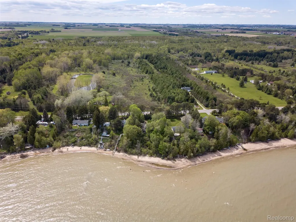 6240 Lakeshore Road N Delaware Township MI 48465
