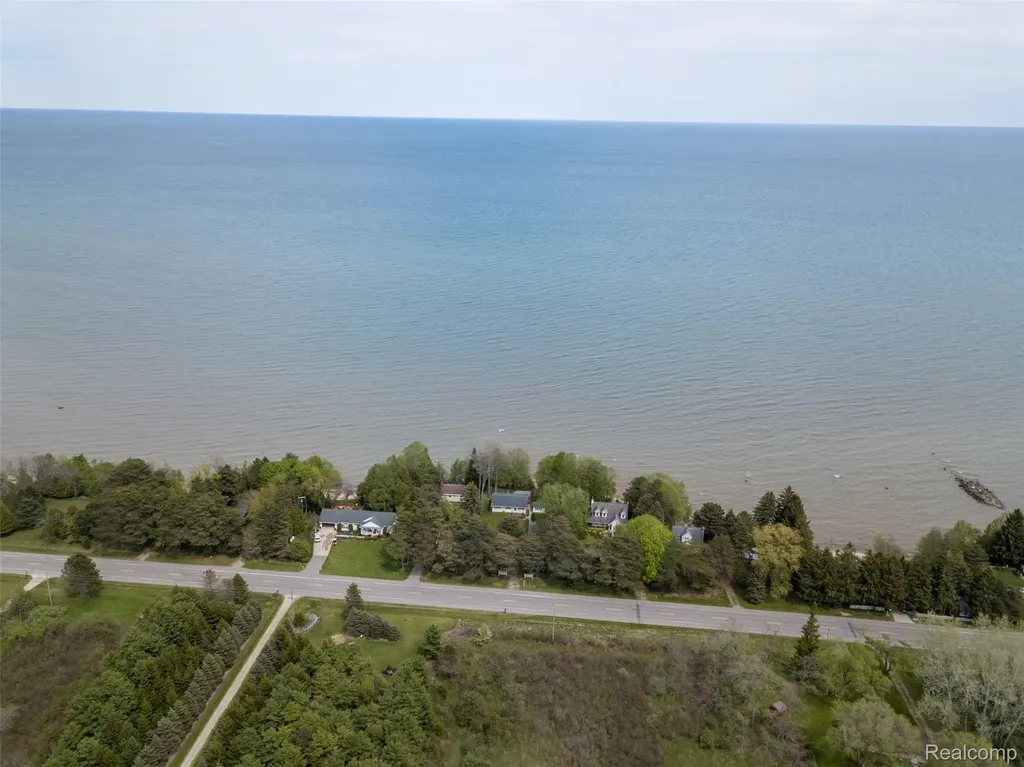6240 Lakeshore Road N Delaware Township MI 48465