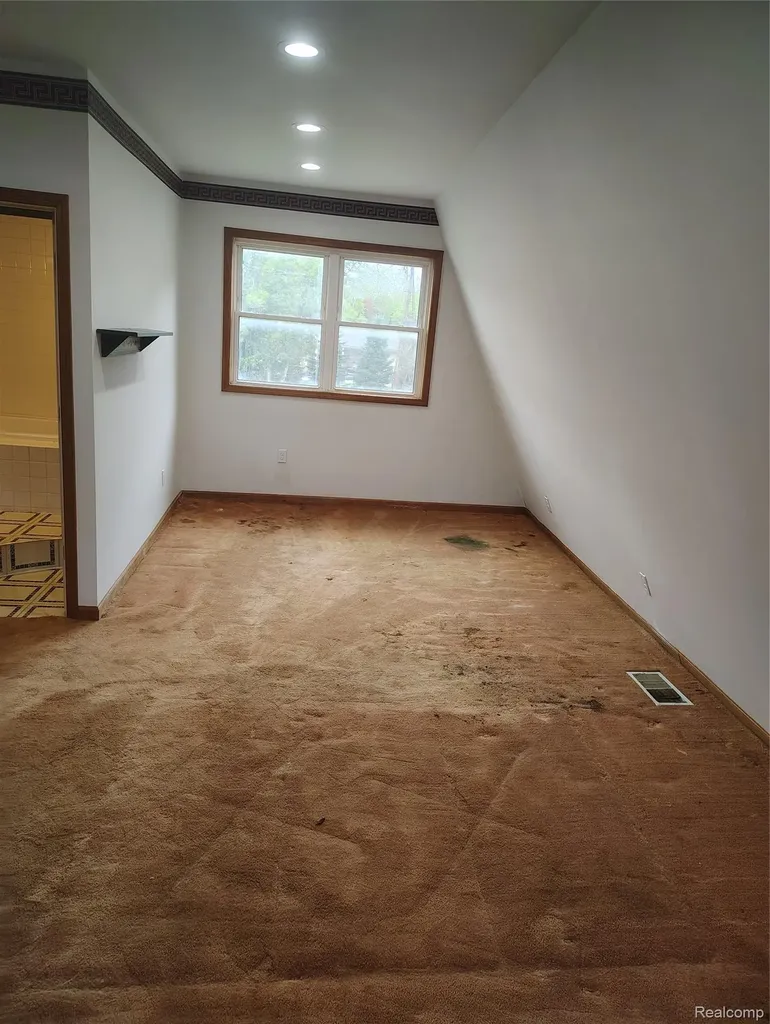 53540 W 12 Mile Road Lyon Charter Township MI 48393