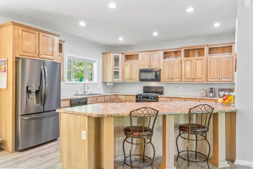 11541 Mcfall Drive Augusta Charter Township MI 48191