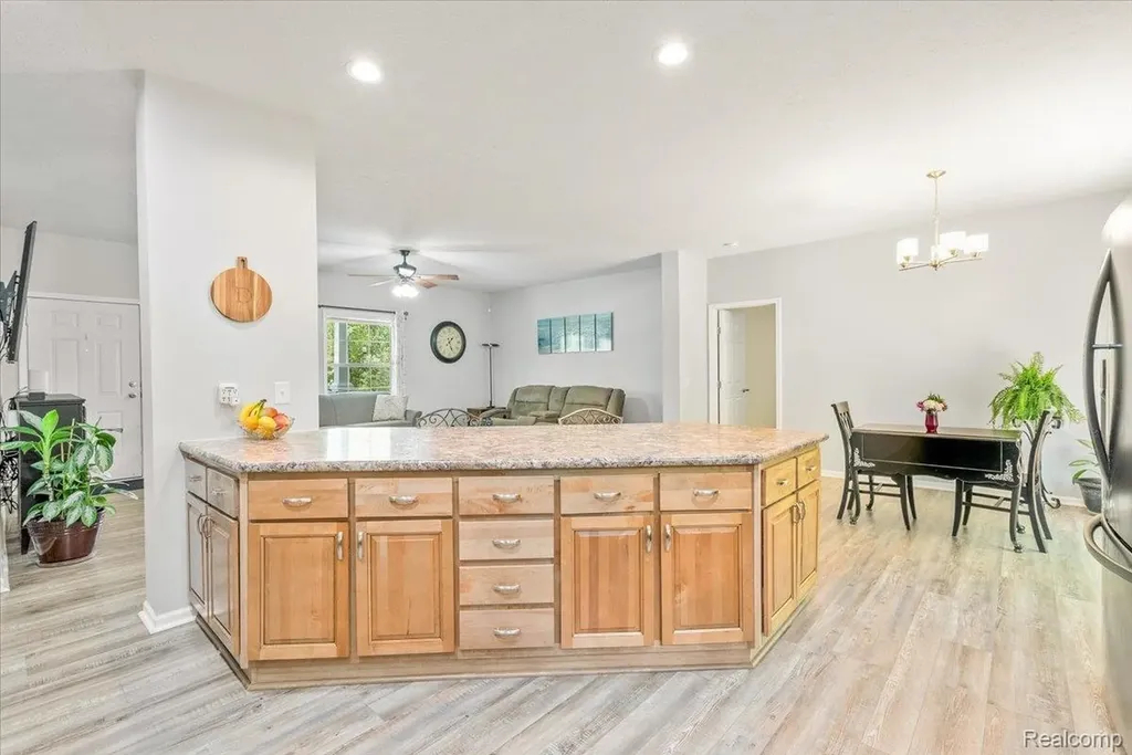 11541 Mcfall Drive Augusta Charter Township MI 48191