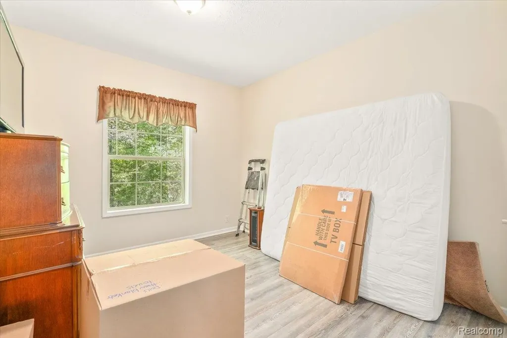 11541 Mcfall Drive Augusta Charter Township MI 48191