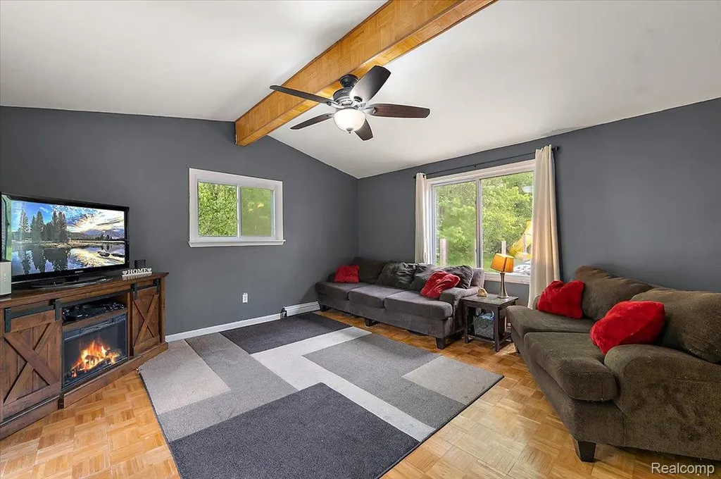3915 Fruit Street Clay Township MI 48001