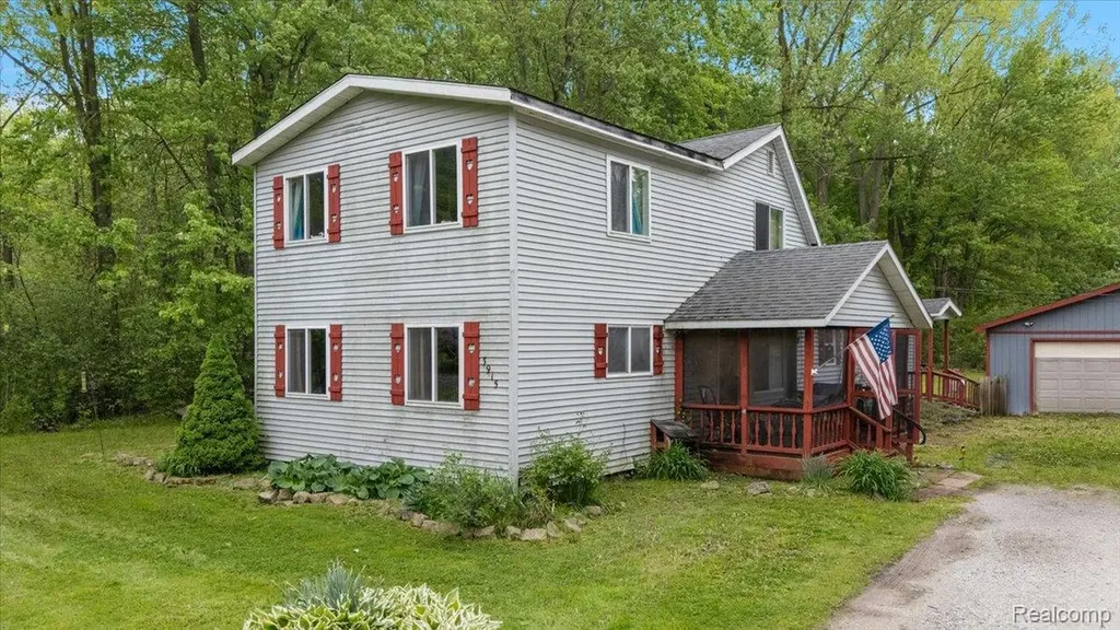 3915 Fruit Street Clay Township MI 48001