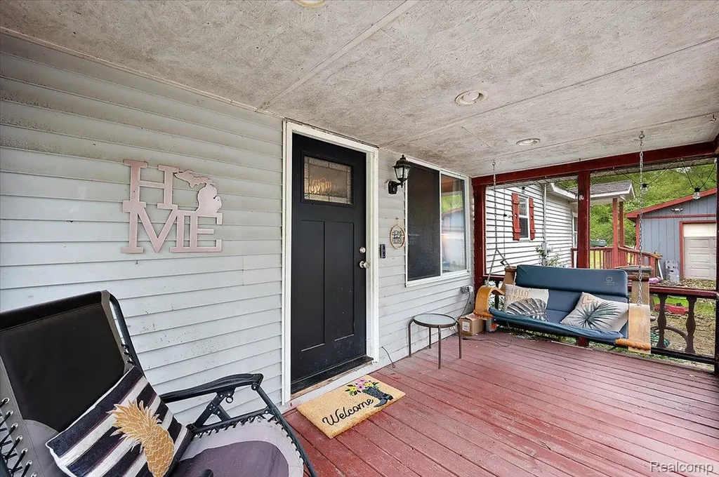 3915 Fruit Street Clay Township MI 48001