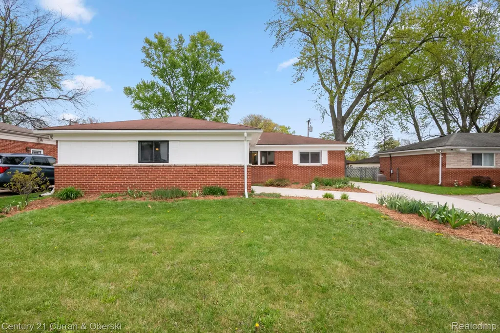 30238 S Stockton Drive Farmington Hills City MI 48336