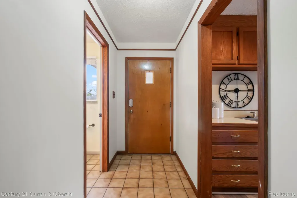 30238 S Stockton Drive Farmington Hills City MI 48336