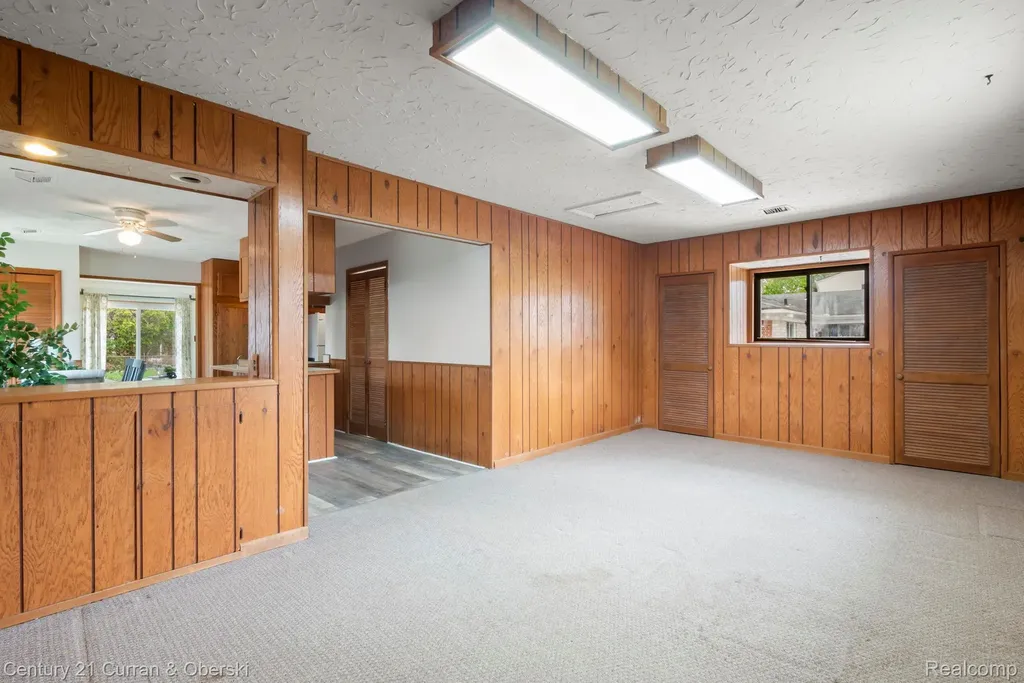 30238 S Stockton Drive Farmington Hills City MI 48336