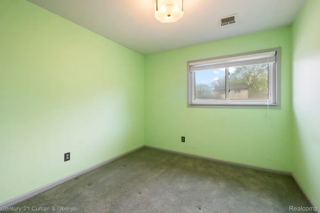 30238 S Stockton Drive Farmington Hills City MI 48336
