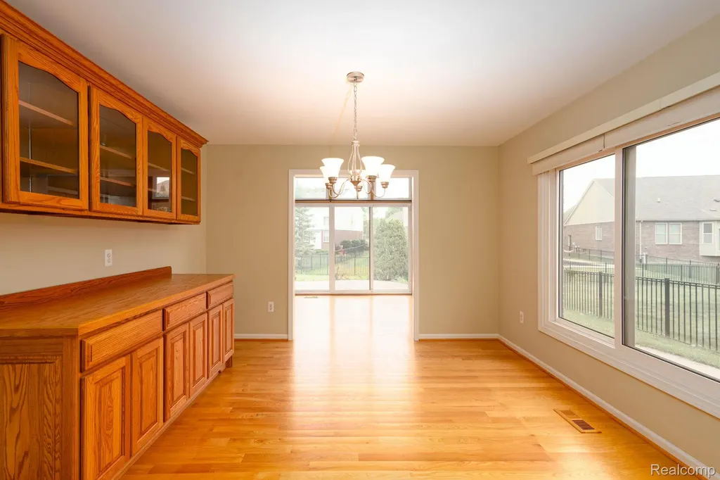 47248 Malburg Way Drive Macomb Township MI 48044