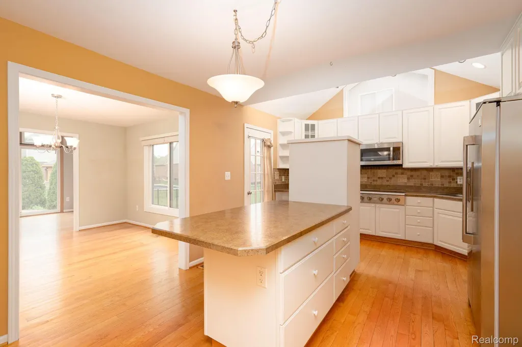47248 Malburg Way Drive Macomb Township MI 48044