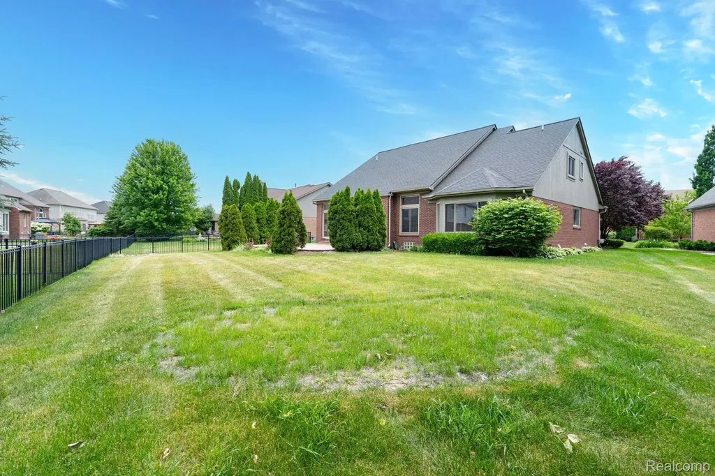 47248 Malburg Way Drive Macomb Township MI 48044