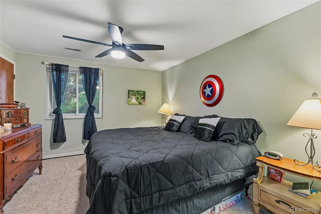 47735 Jeffry Shelby Charter Township MI 48317