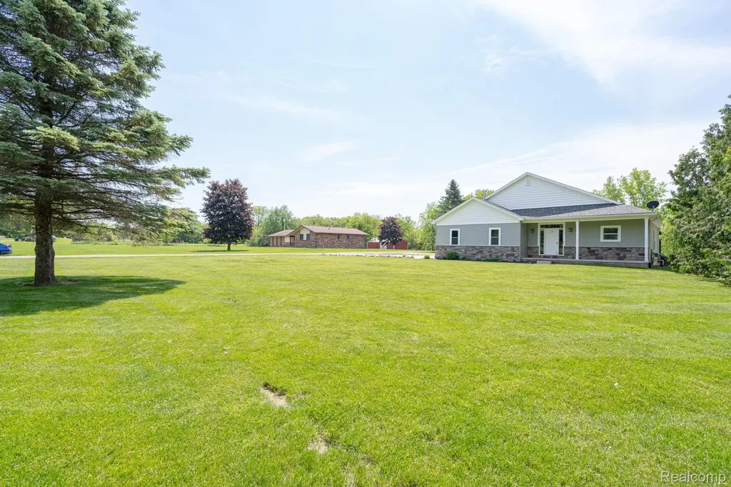 4610 Clyde Road Oceola Township MI 48855