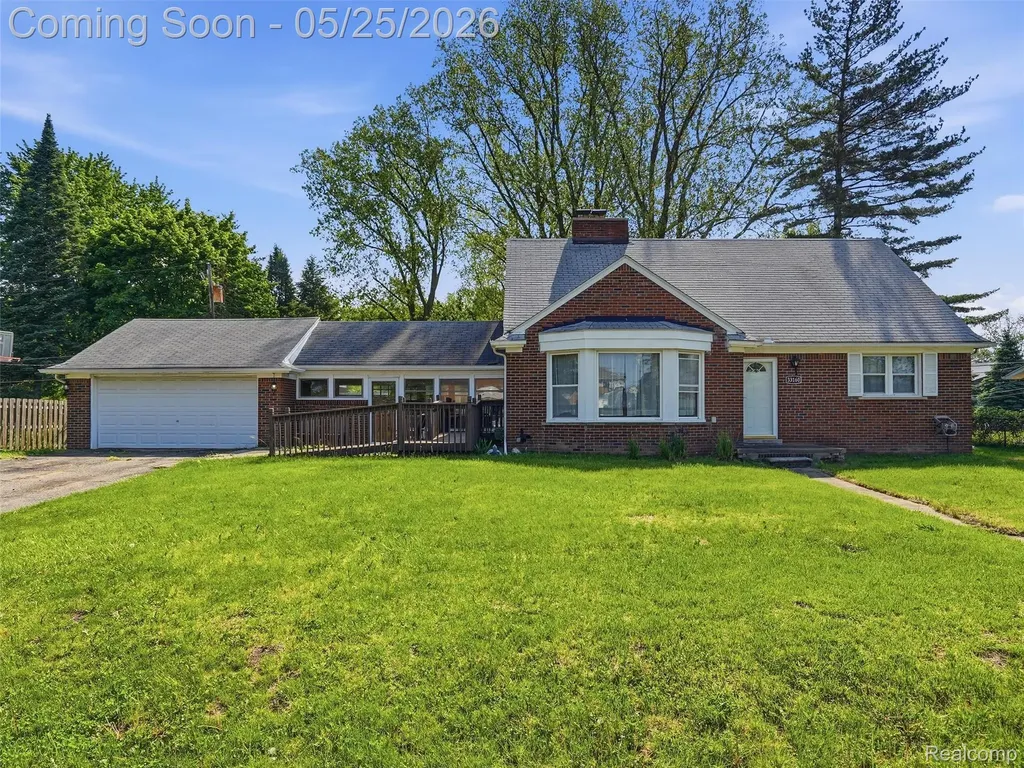 33160 Defour Drive Sterling Heights City MI 48310