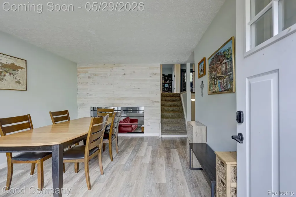 2410 E Lincoln Avenue Royal Oak City MI 48067