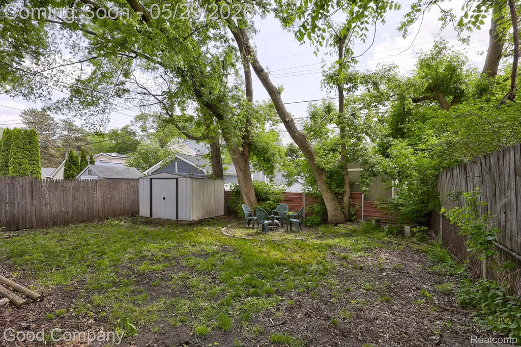 2410 E Lincoln Avenue Royal Oak City MI 48067