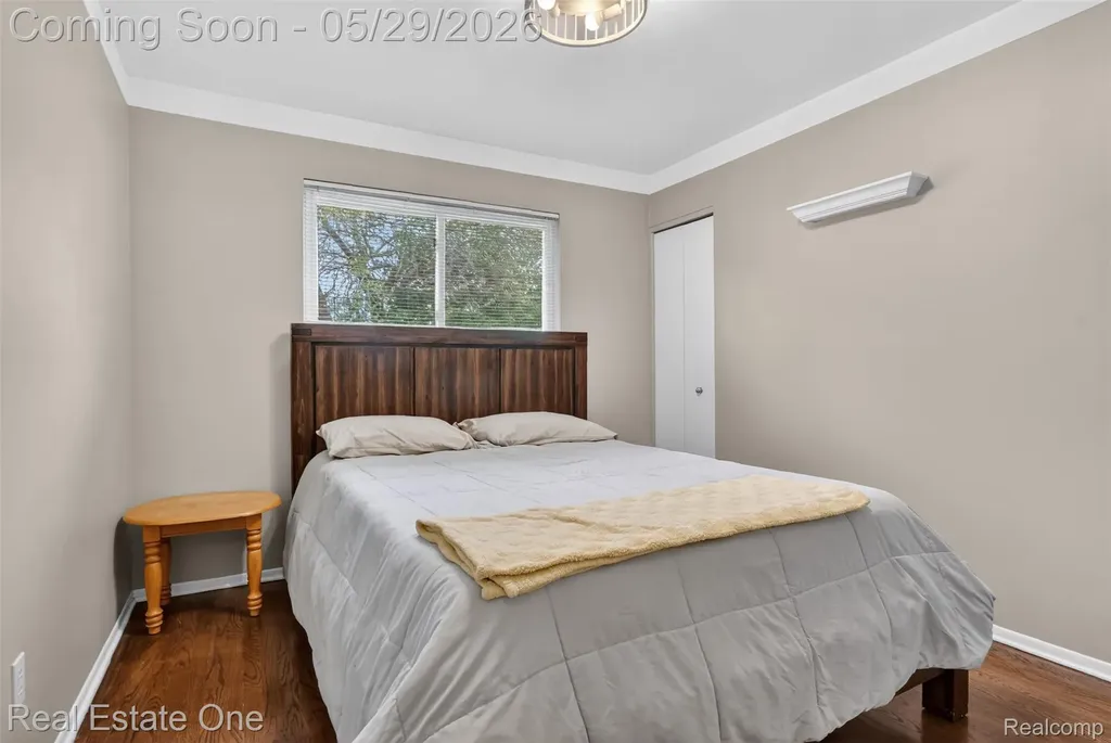 2802 Costa Mesa Road Waterford Charter Township MI 48329