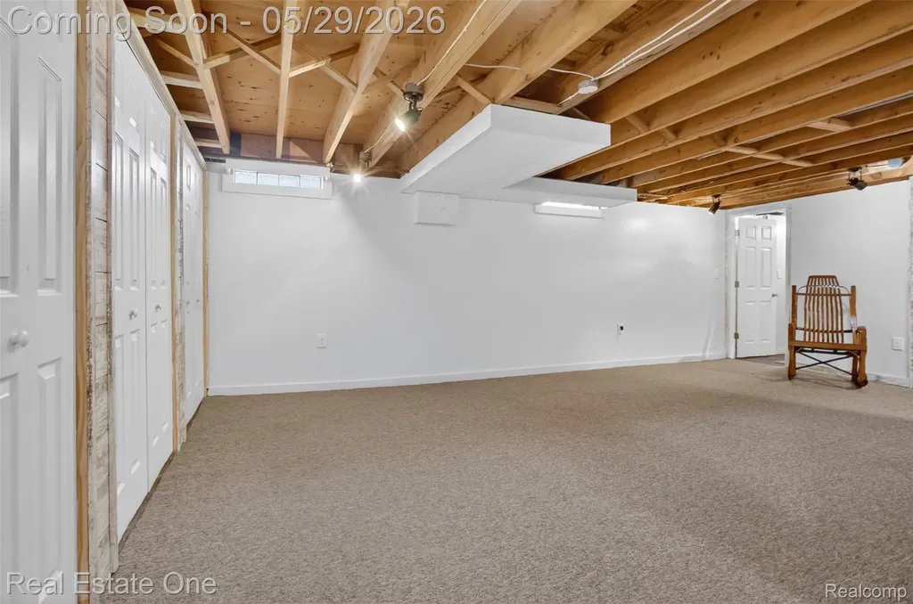 2802 Costa Mesa Road Waterford Charter Township MI 48329