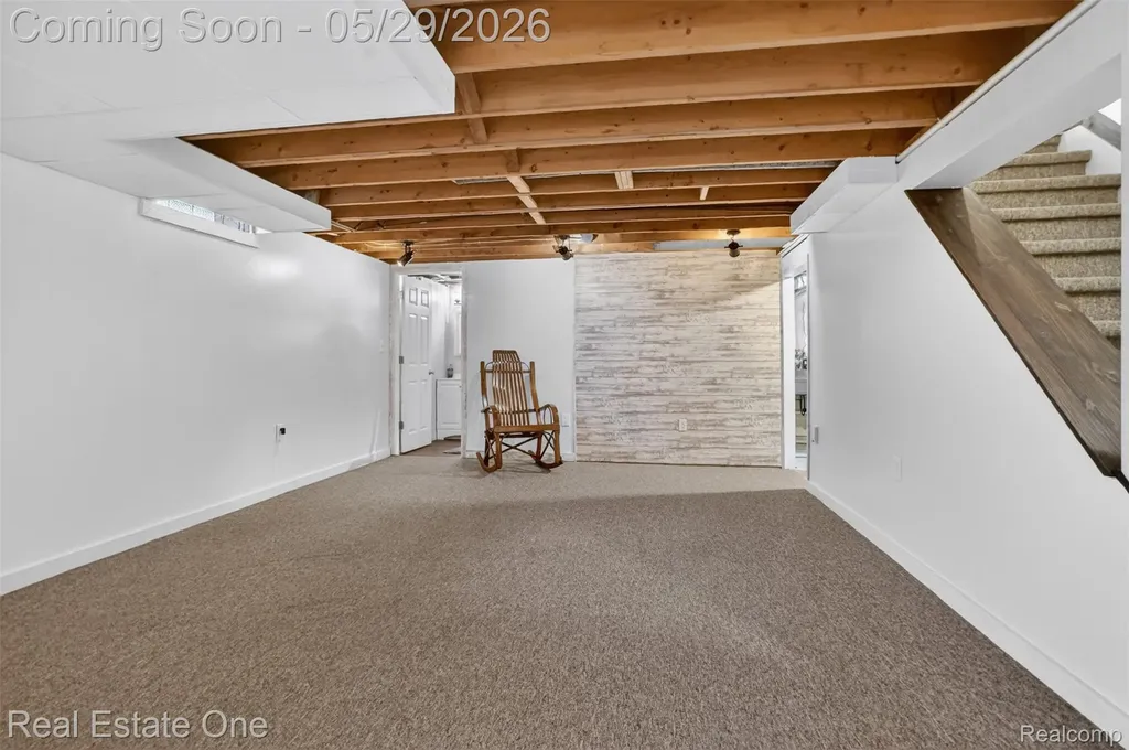 2802 Costa Mesa Road Waterford Charter Township MI 48329