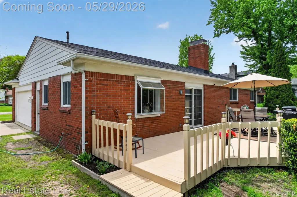 2802 Costa Mesa Road Waterford Charter Township MI 48329