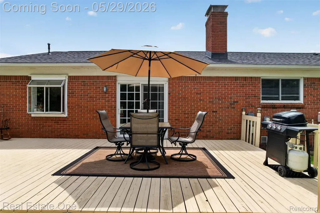 2802 Costa Mesa Road Waterford Charter Township MI 48329