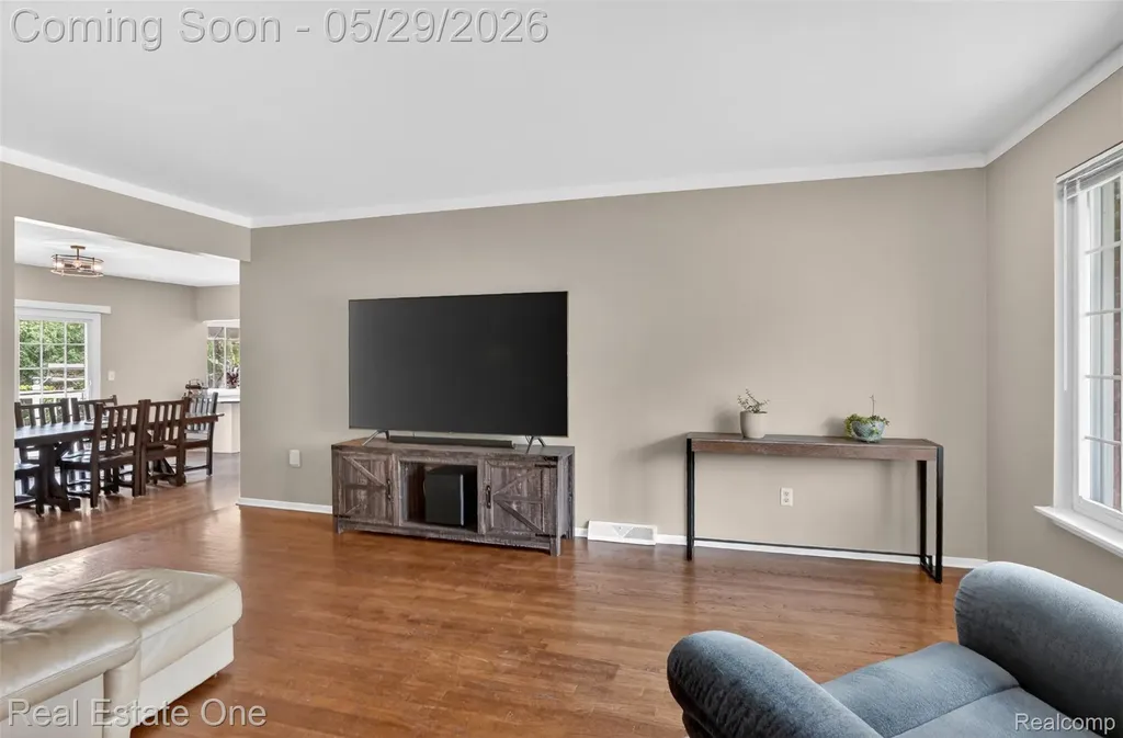 2802 Costa Mesa Road Waterford Charter Township MI 48329