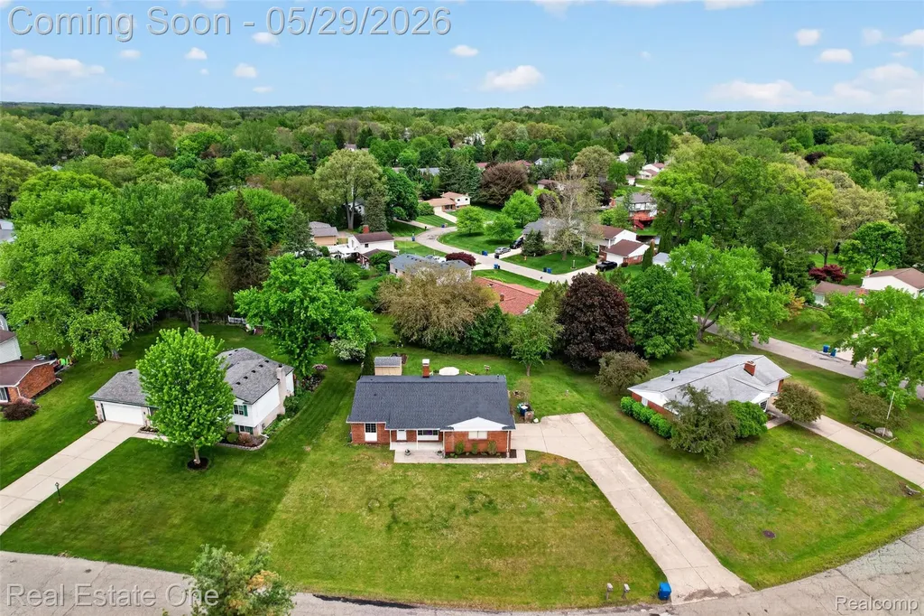 2802 Costa Mesa Road Waterford Charter Township MI 48329